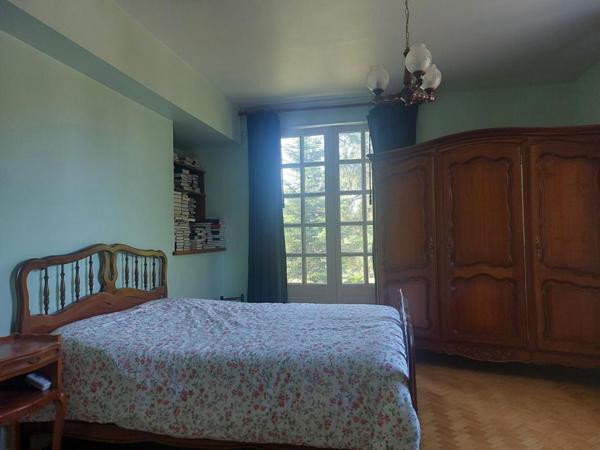 Maison Gueugnon 8 pièce(s) 200 m2