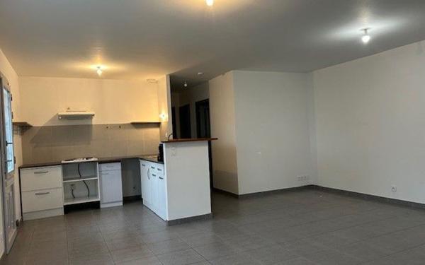 Maison à louer    3 pièces •  Le Boulay