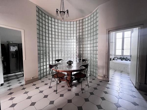 A VENDRE APPARTEMENT TYPE 4 20000 AJACCIO CENTRE VILLE CALME