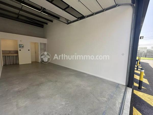 Location Parking 27 m2 à Verfeil