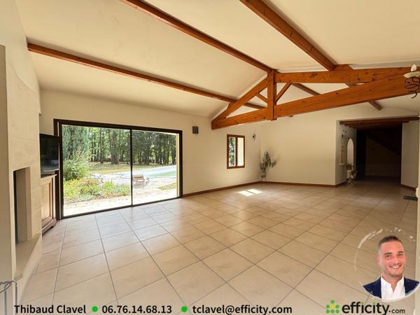 Maison 8 pièces - 215 m²