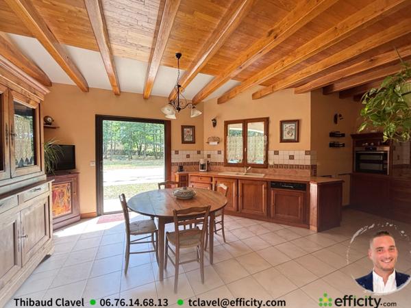 Maison 8 pièces - 215 m²