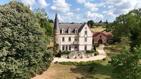 Elégant château du XIXe siècle dans le bocage Bourbonnais