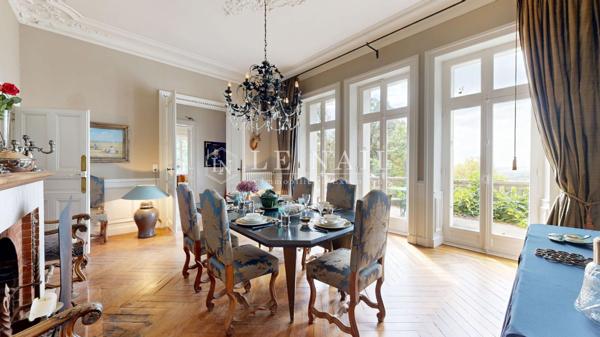Elégant château du XIXe siècle dans le bocage Bourbonnais