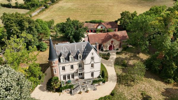 Elégant château du XIXe siècle dans le bocage Bourbonnais