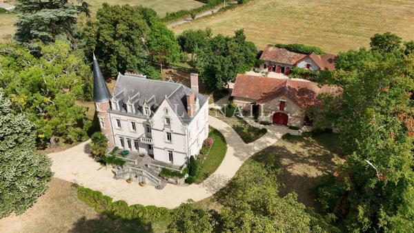 Elégant château du XIXe siècle dans le bocage Bourbonnais