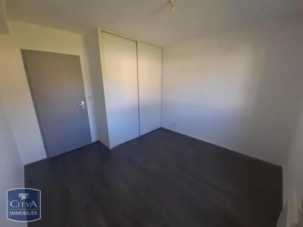 Appartement à louer 2 pièces 55.53m²