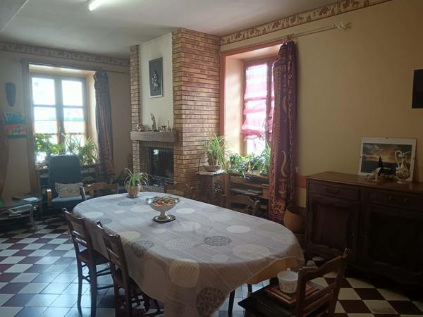 Maison 10 pièces - 265 m²