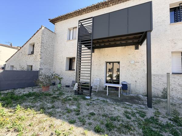 L'Isle-sur-la-Sorgue (84800) T2 AVEC TERRASSE ET JARDIN A 2 PAS DU CENTRE VILLE