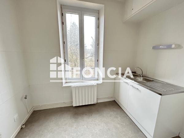 Location Appartement 4 pièces 72.78 m² - 14 RUE DES PAQUIS Charleville-mezieres 08000