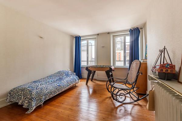 Maison à vendre 10 pièces 395m² Boulogne-sur-Mer (62200)