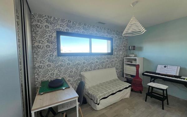 Maison à vendre    5 pièces •  Agde