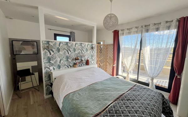 Maison à vendre    5 pièces •  Agde