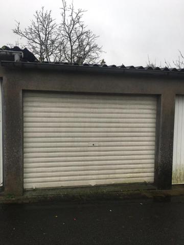 Parking / Garage à louer à Nantes
