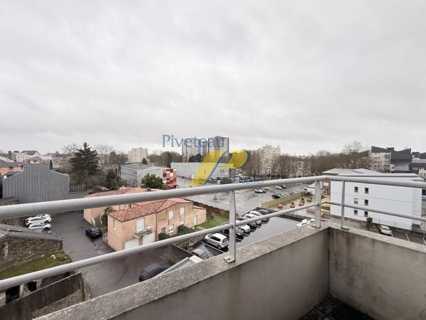 Appartement 2 pièces de 54 m² à Nantes