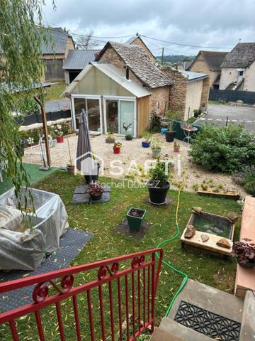 Au calme, dans un hameau, à 30 minutes de Rodez et 25 minutes de Villefranche de Rouergue