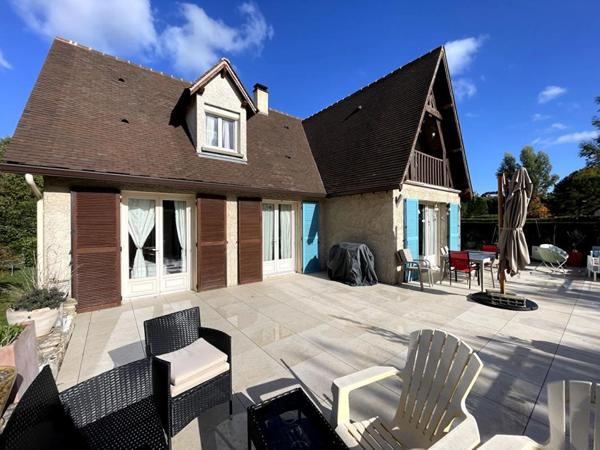 28130 VILLIERS LE MORHIER 184 m2 et terrain 1623 m2