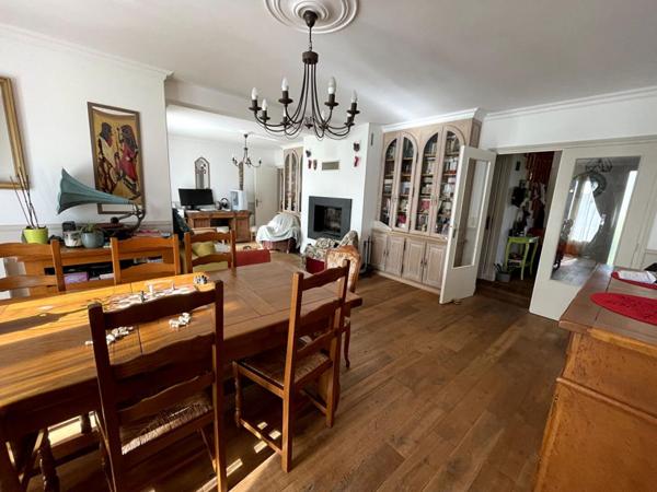 28130 VILLIERS LE MORHIER 184 m2 et terrain 1623 m2