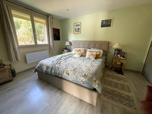 28130 VILLIERS LE MORHIER 184 m2 et terrain 1623 m2