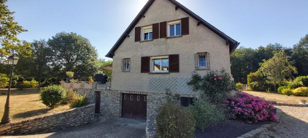 28130 VILLIERS LE MORHIER 184 m2 et terrain 1623 m2
