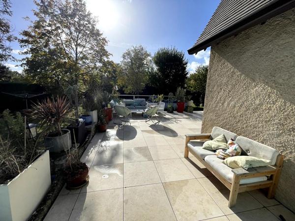 28130 VILLIERS LE MORHIER 184 m2 et terrain 1623 m2