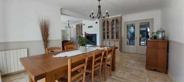28130 VILLIERS LE MORHIER 184 m2 et terrain 1623 m2