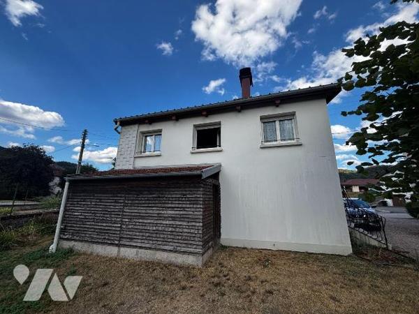 A VENDRE LE VAL D'AJOL VOSGES 88340 MAISON GARAGES

Maison individuelle, non mitoyenne, compr...