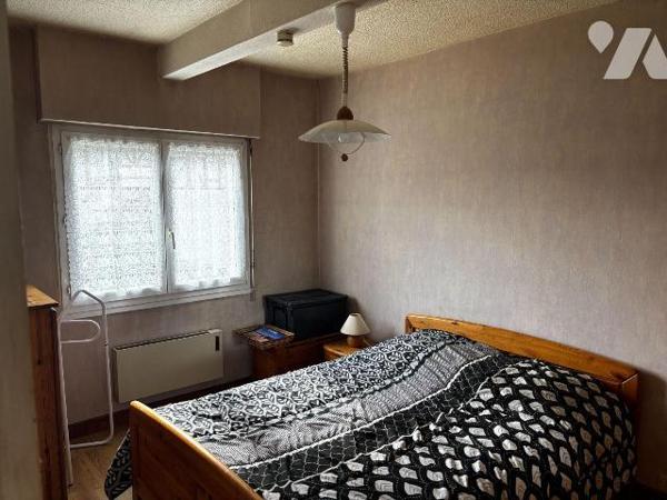 A VENDRE LE VAL D'AJOL VOSGES 88340 MAISON GARAGES

Maison individuelle, non mitoyenne, compr...