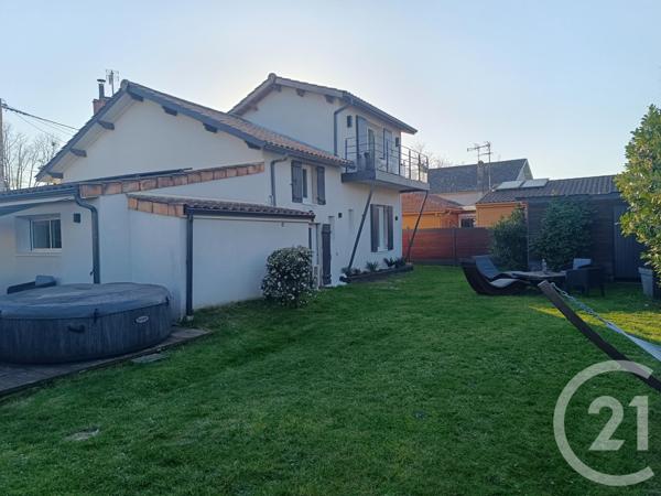 Maison à vendre  6 pièces - 138,62 m2 COUTRAS - 33