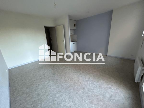 Location Studio 27.05 m² - 93-99 RUE CHARLES LEGENDRE Limoges 87000