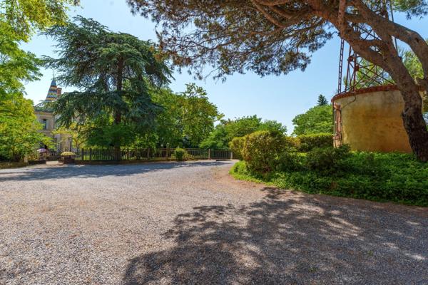 Vente Château Béziers 28 Pièces 781 m²