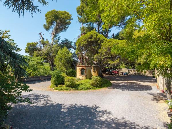 Vente Château Béziers 28 Pièces 781 m²