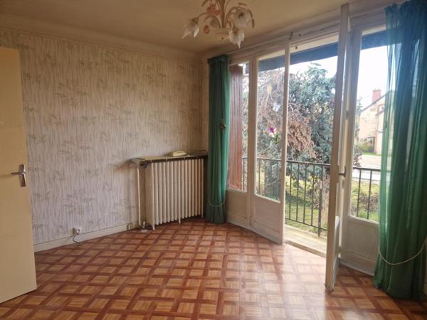 Charmante maison sur sous sol avec terrain,