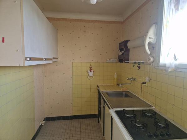 Charmante maison sur sous sol avec terrain,