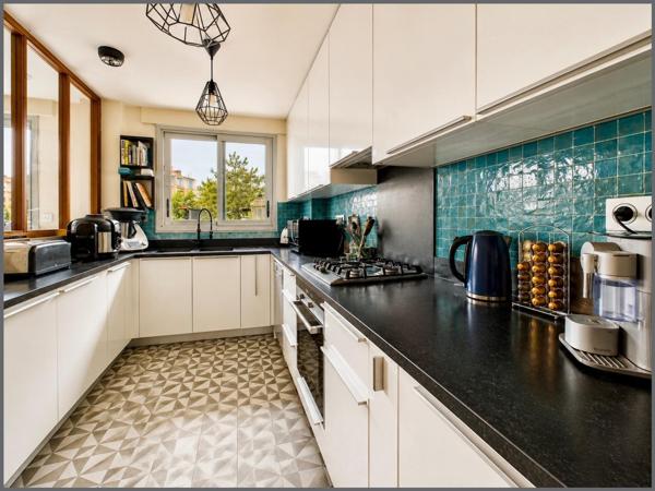 Bel appartement familial lumineux avec larges balcons et vue dégagée