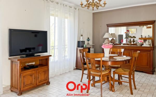 Maison à vendre    4 pièces • 76 m2 Désertines