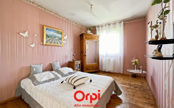 Maison à vendre    4 pièces • 76 m2 Désertines