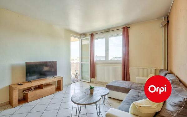 Appartement à vendre    4 pièces • 83,40 m2 Saint-Priest