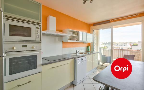 Appartement à vendre    4 pièces • 83,40 m2 Saint-Priest