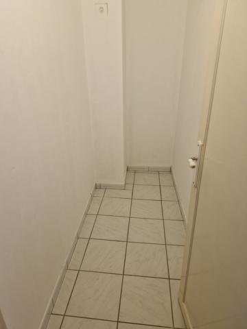 BRON APPARTEMENT T2 avec parking privatif
