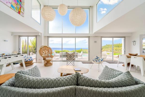 Vente Maison contemporaine Cassis 8 Pièces 232 m²