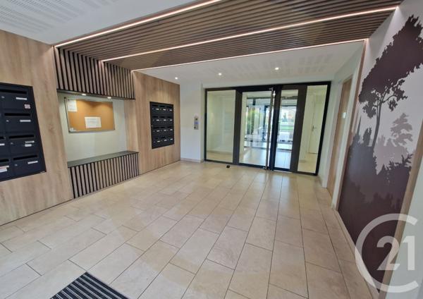 Appartement T2 à vendre  2 pièces - 43,57 m2 BOURGOIN JALLIEU - 38