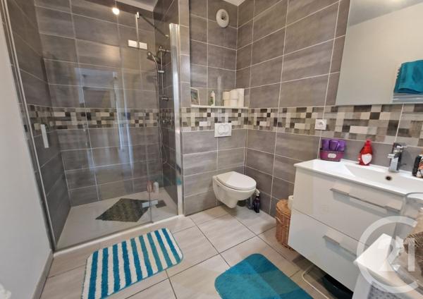 Appartement T2 à vendre  2 pièces - 43,57 m2 BOURGOIN JALLIEU - 38