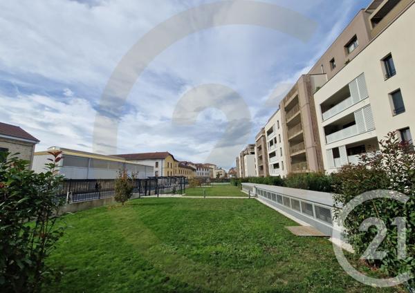 Appartement T2 à vendre  2 pièces - 43,57 m2 BOURGOIN JALLIEU - 38