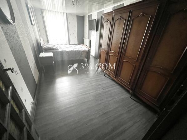 Maison 11 pièce(s) 7 chambre(s) 120 m²