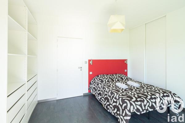 Maison traditionnelle 5 pièces de 233 m² à Pommevic (82400)