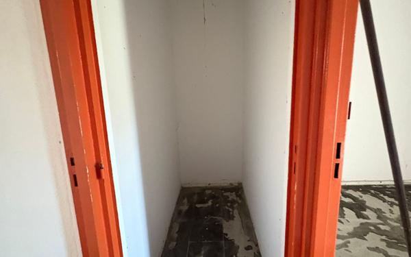 Appartement à vendre    3 pièces • 48,03 m2 Les Abymes
