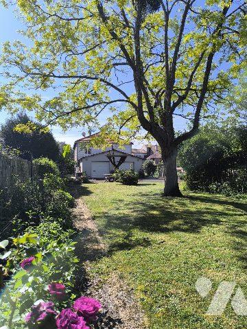 DEUX LOGEMENTS OU CINQ CHAMBRES