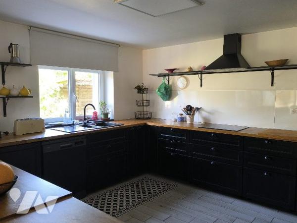 DEUX LOGEMENTS OU CINQ CHAMBRES