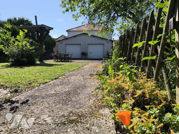 DEUX LOGEMENTS OU CINQ CHAMBRES